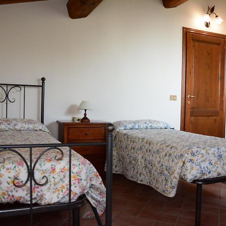 Agriturismo Podere Casalone Limite Eksteriør billede